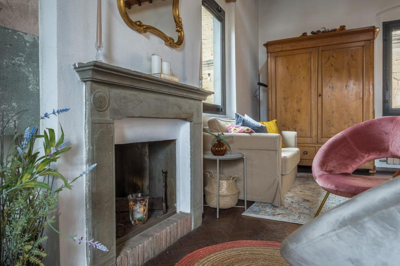 Via Lamberti, 3 - Florence Charming Apartments - Charming And Historic 5Th-Floor Attic Apartment With Elevator In A Building At The Heart Of Vibrant Florence, Just A 2-Minute Walk From All Attractions Exteriör bild