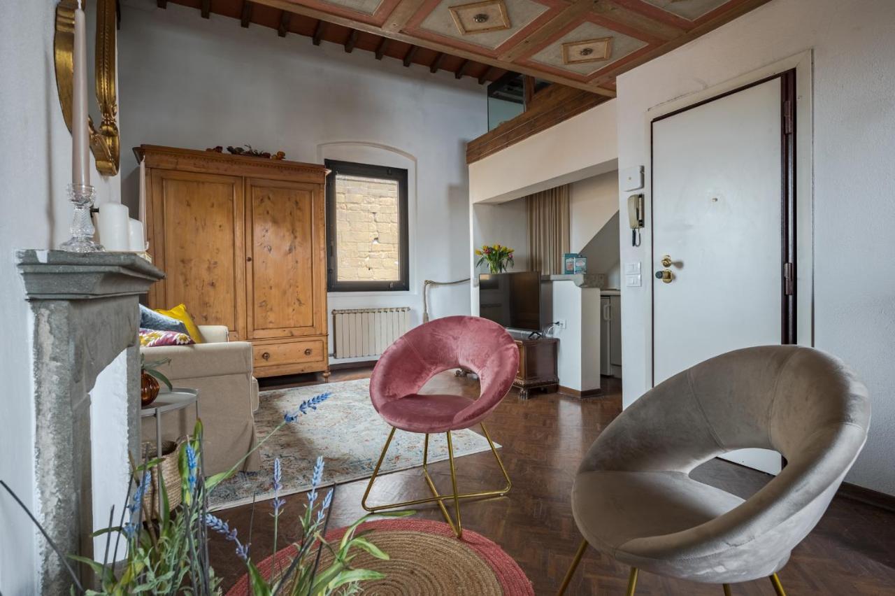 Via Lamberti, 3 - Florence Charming Apartments - Charming And Historic 5Th-Floor Attic Apartment With Elevator In A Building At The Heart Of Vibrant Florence, Just A 2-Minute Walk From All Attractions Exteriör bild