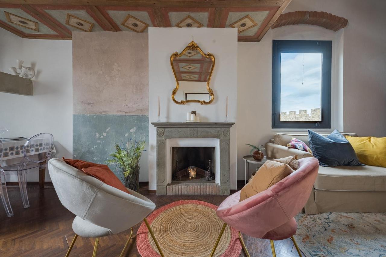 Via Lamberti, 3 - Florence Charming Apartments - Charming And Historic 5Th-Floor Attic Apartment With Elevator In A Building At The Heart Of Vibrant Florence, Just A 2-Minute Walk From All Attractions Exteriör bild