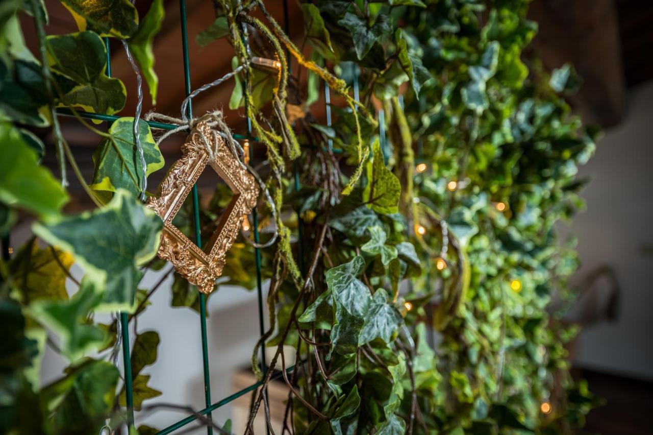 Via Lamberti, 3 - Florence Charming Apartments - Charming And Historic 5Th-Floor Attic Apartment With Elevator In A Building At The Heart Of Vibrant Florence, Just A 2-Minute Walk From All Attractions Exteriör bild