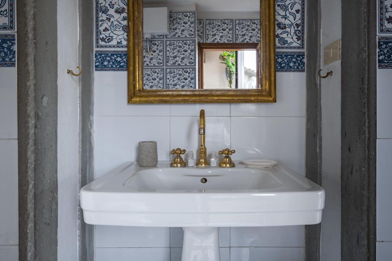Via Lamberti, 3 - Florence Charming Apartments - Charming And Historic 5Th-Floor Attic Apartment With Elevator In A Building At The Heart Of Vibrant Florence, Just A 2-Minute Walk From All Attractions Exteriör bild